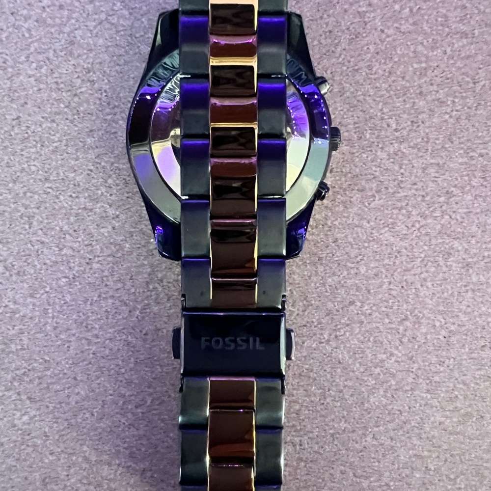 145 Fossil Men’s Watch with Bling - Picture 4 of 5